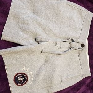 Abercrombie & Fitch sweatshorts